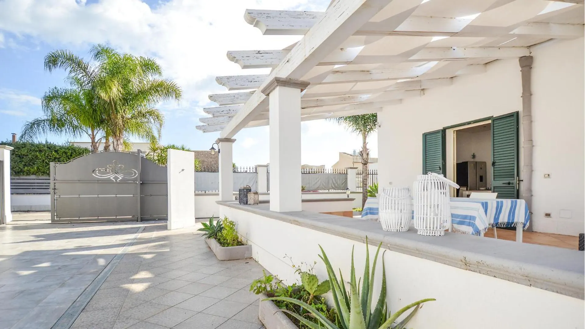 Holiday home 2 Bedroom Amazing Home In Triscina